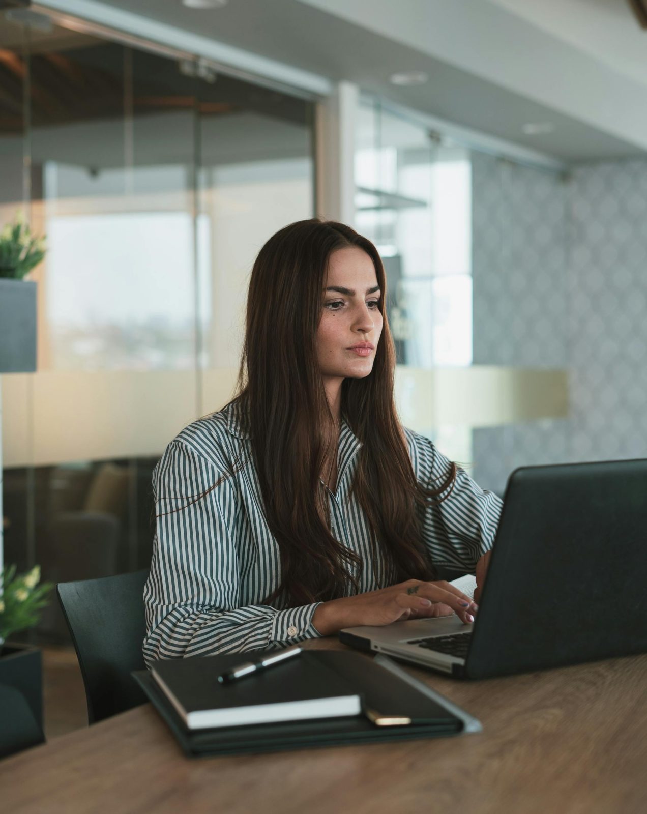 pexels-cristian-rojas-10041233